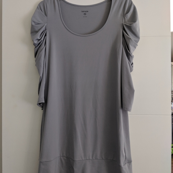 Gray ruffle sleeve shirt - Picture 1 of 1